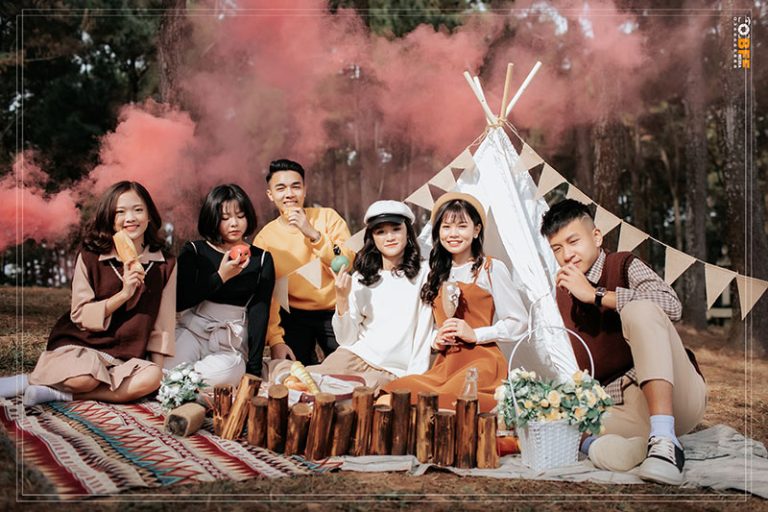 Chụp kỷ yếu phong cách vintage – xu hướng của giới trẻ