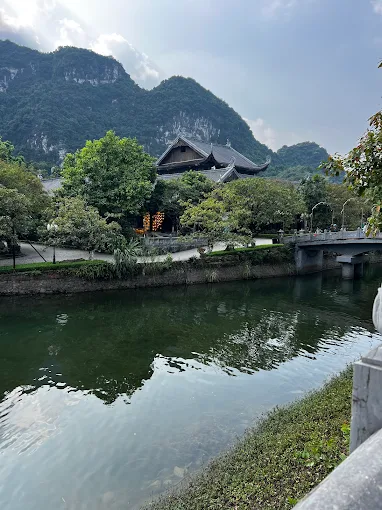 TOUR DU LỊCH KỶ YẾU NINH BÌNH