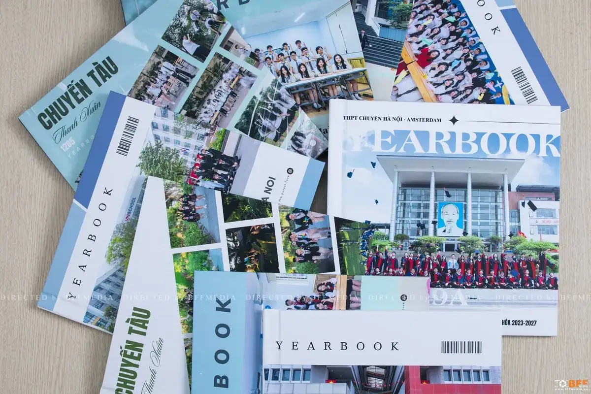 Bìa photobook kỷ yếu in tên trường và tên lớp